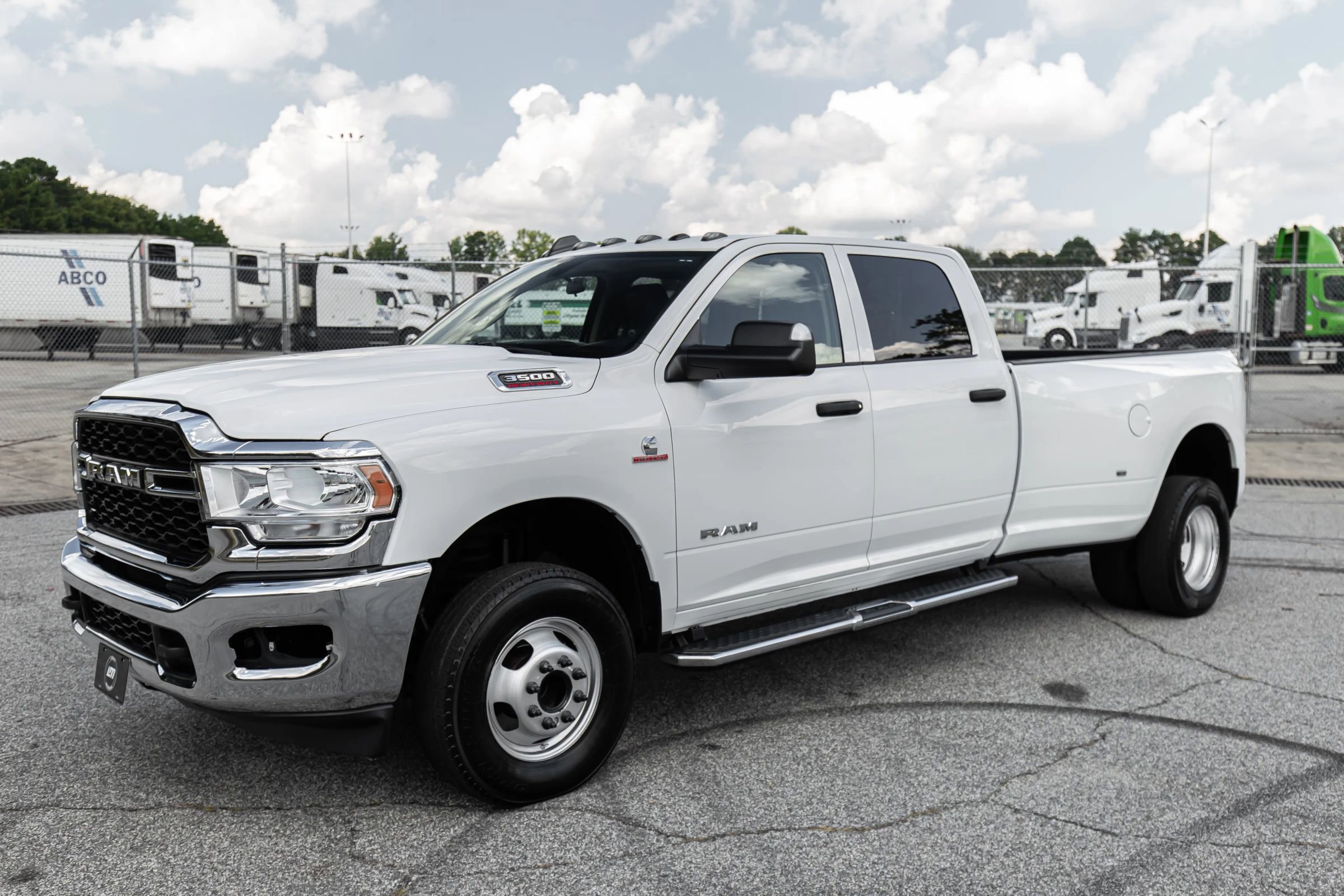 Used 2020 RAM 3500 Tradesman w/ Chrome Appearance Group image 5