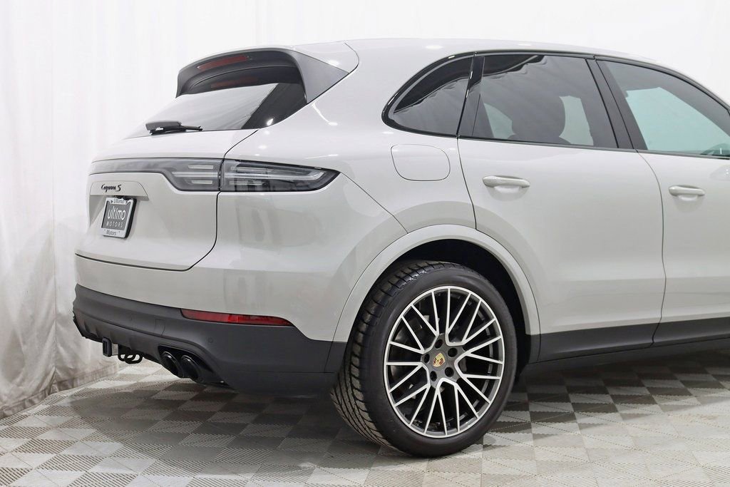Used 2021 Porsche Cayenne S image 9