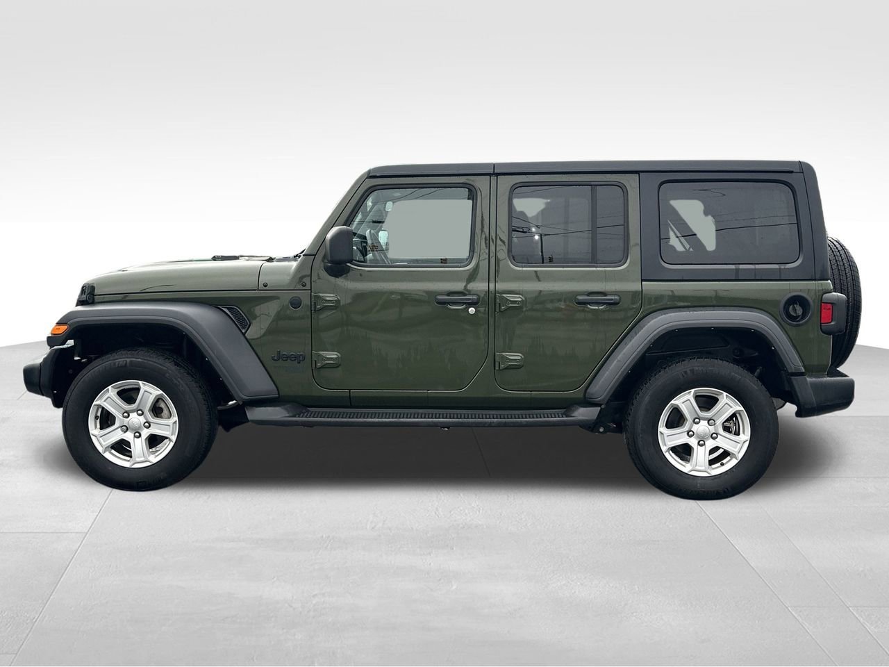Used 2021 Jeep Wrangler Unlimited Sport image 17