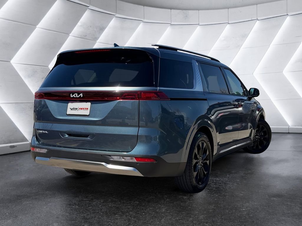 Used 2024 Kia Carnival SX image 4