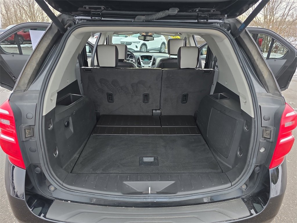 Used 2016 Chevrolet Equinox LTZ w/ Enhanced Convenience Package image 12