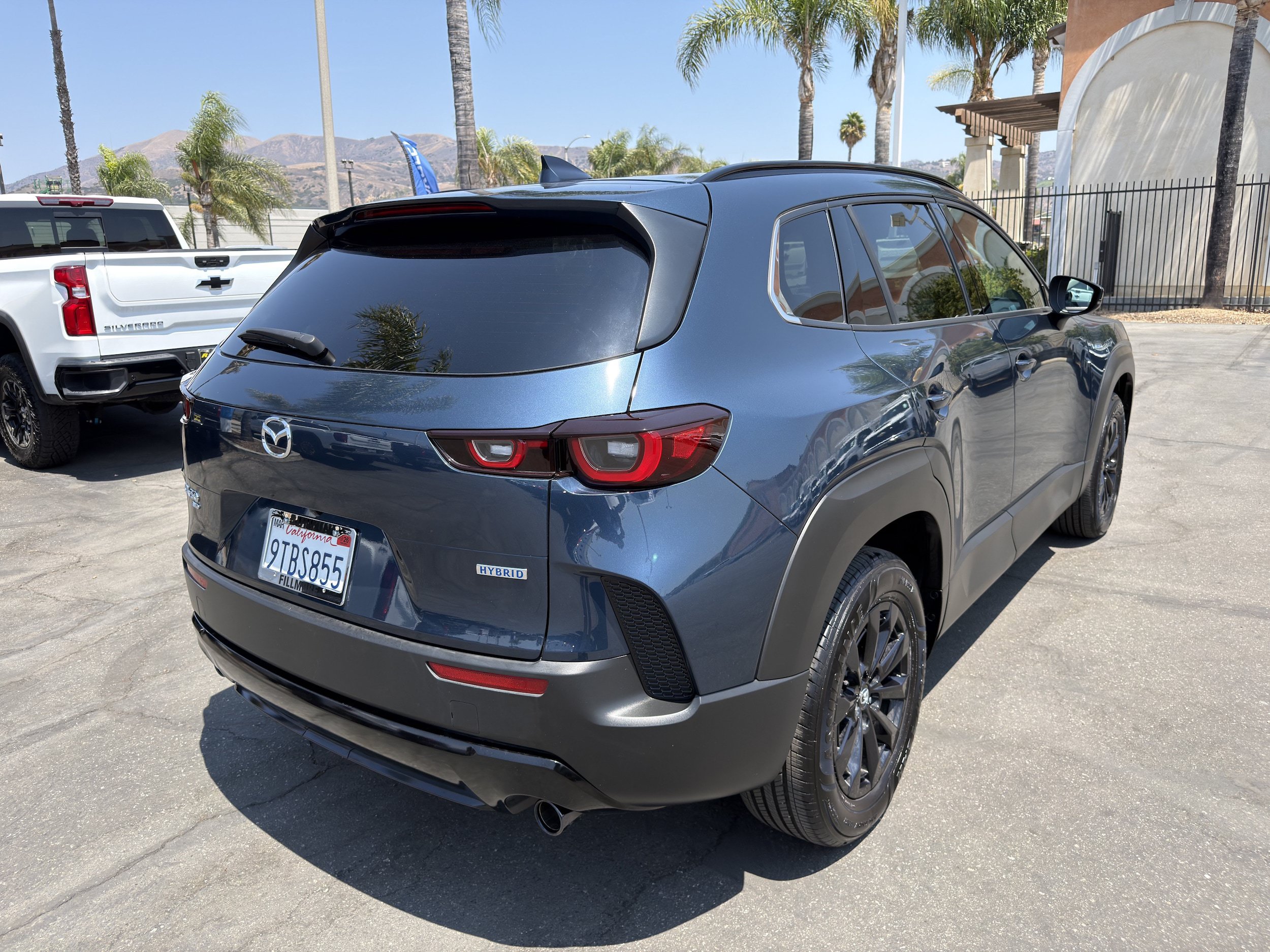 Used 2025 MAZDA CX-50 AWD 2.5 Hybrid w/ Premium Pkg image 8