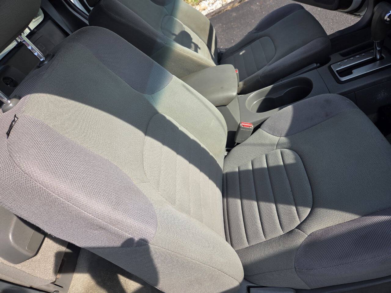 Used 2015 Nissan Frontier S RWD image 21
