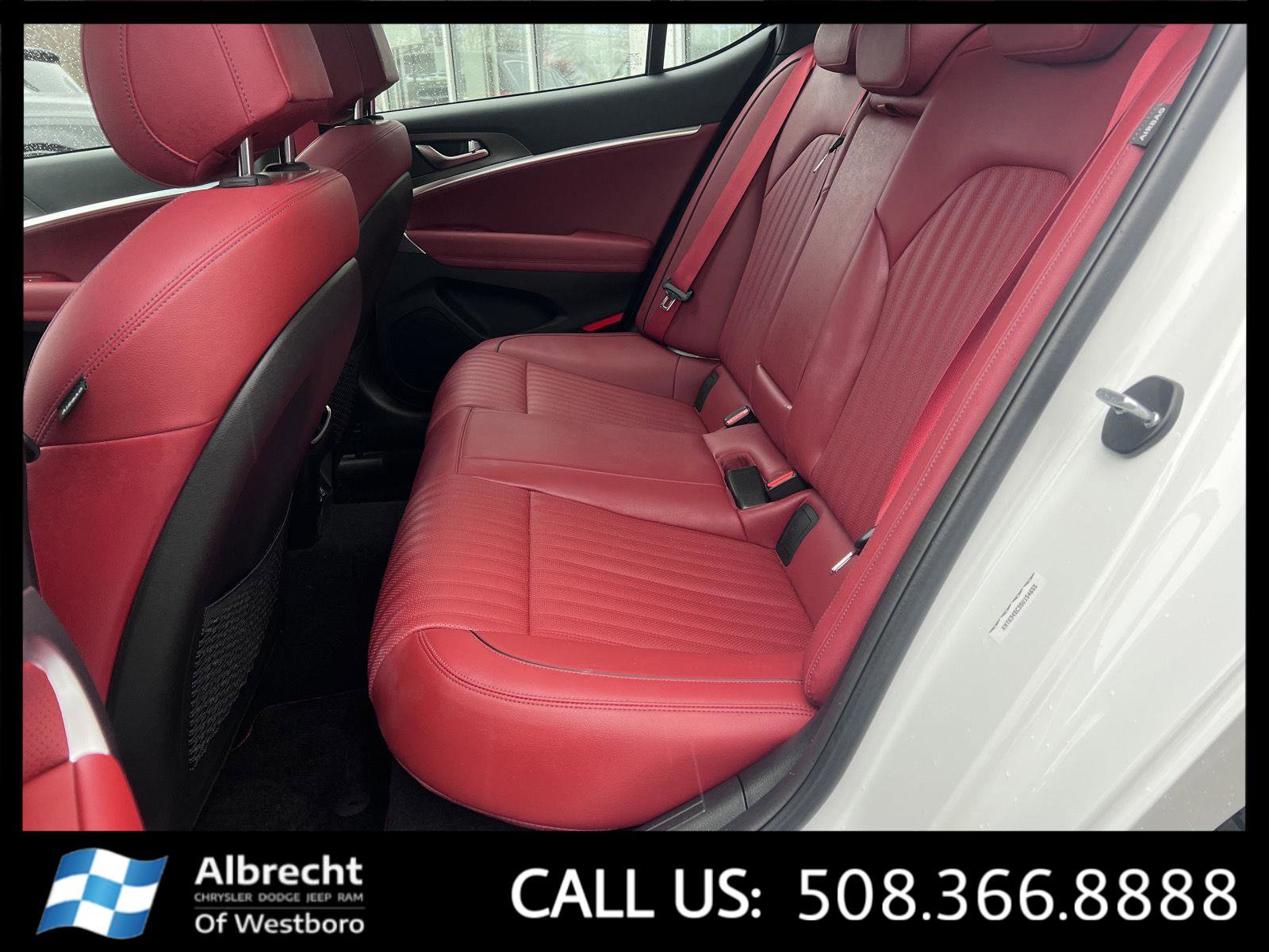 Used 2025 Genesis G70 2.5T w/ Sport Prestige Package image 13