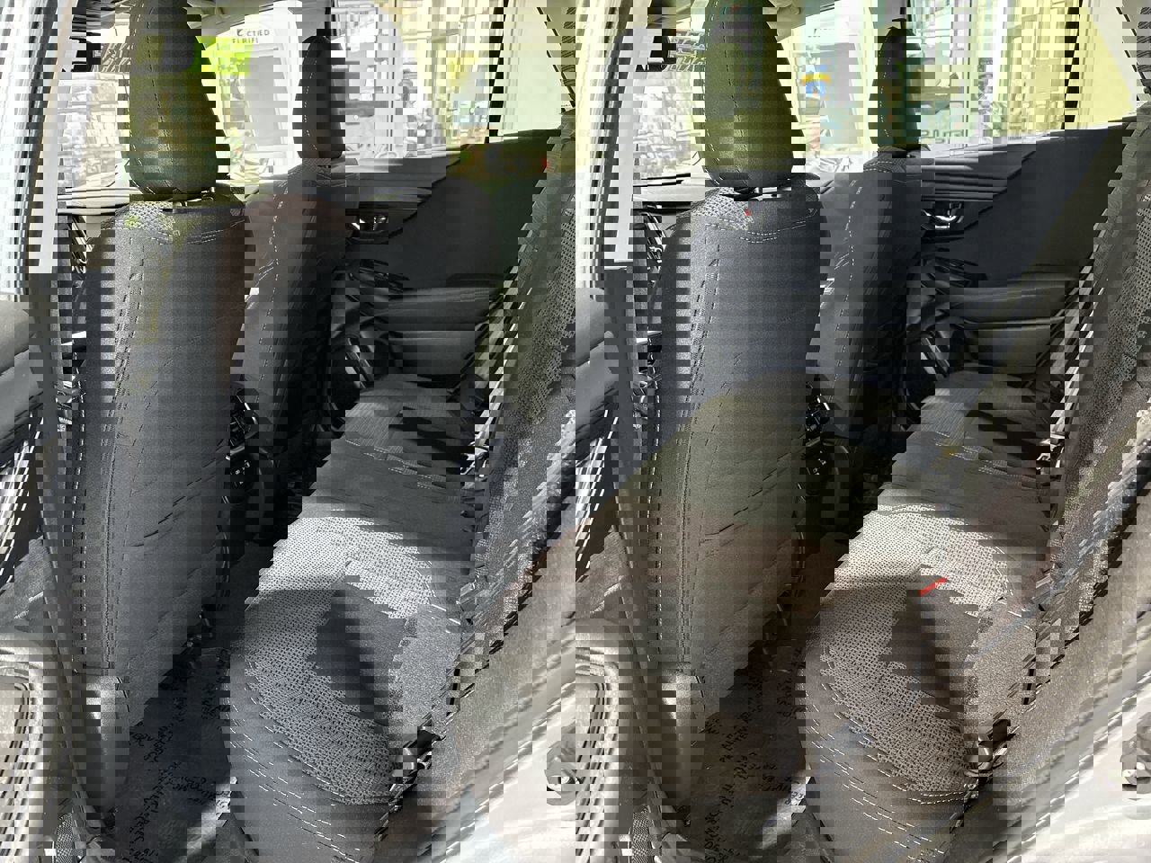 Used 2024 Subaru Outback Premium image 22