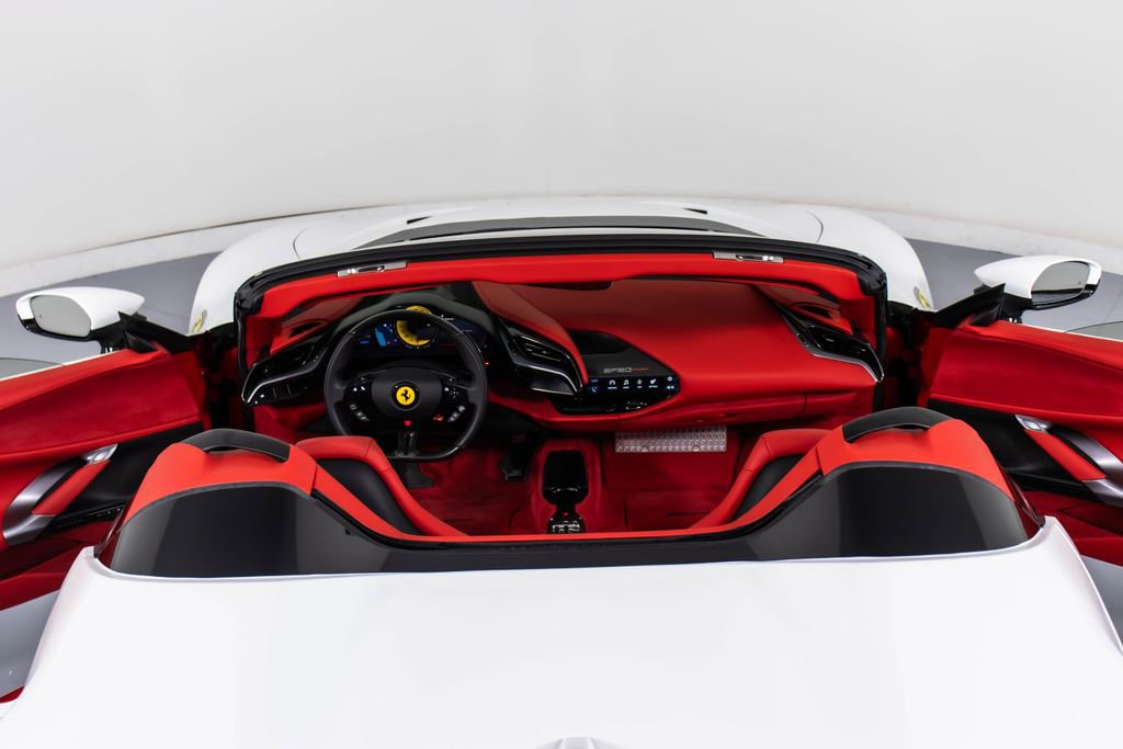 Certified 2025 Ferrari SF90 Spider AWD/4WD image 24