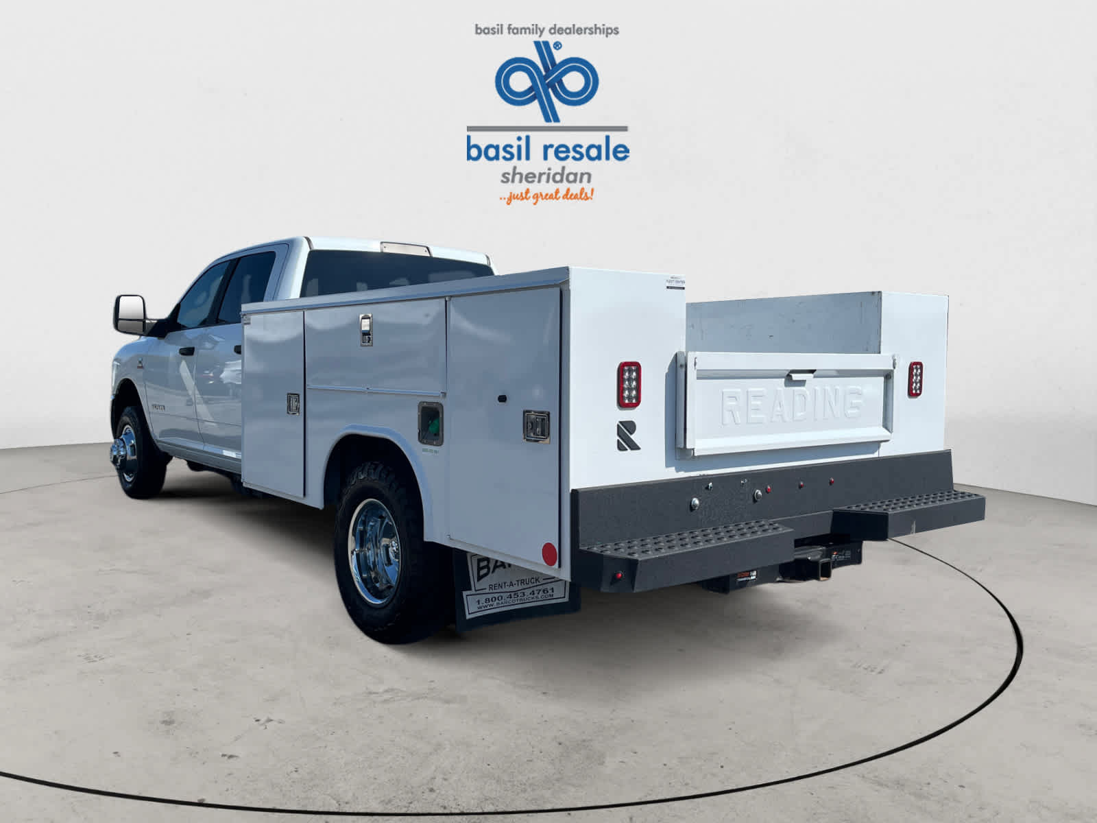 Used 2024 RAM 3500 SLT w/ Quick Order Package 2YG SLT AWD/4WD image 4