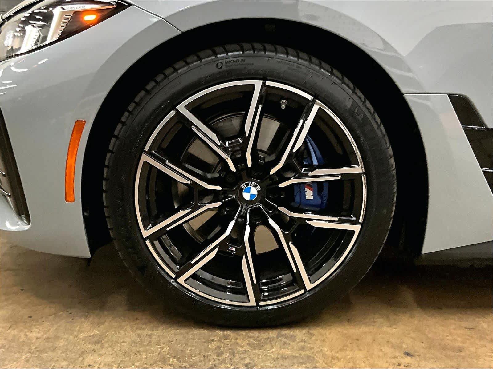 Used 2025 BMW i4 eDrive40 w/ M Sport Package RWD image 12
