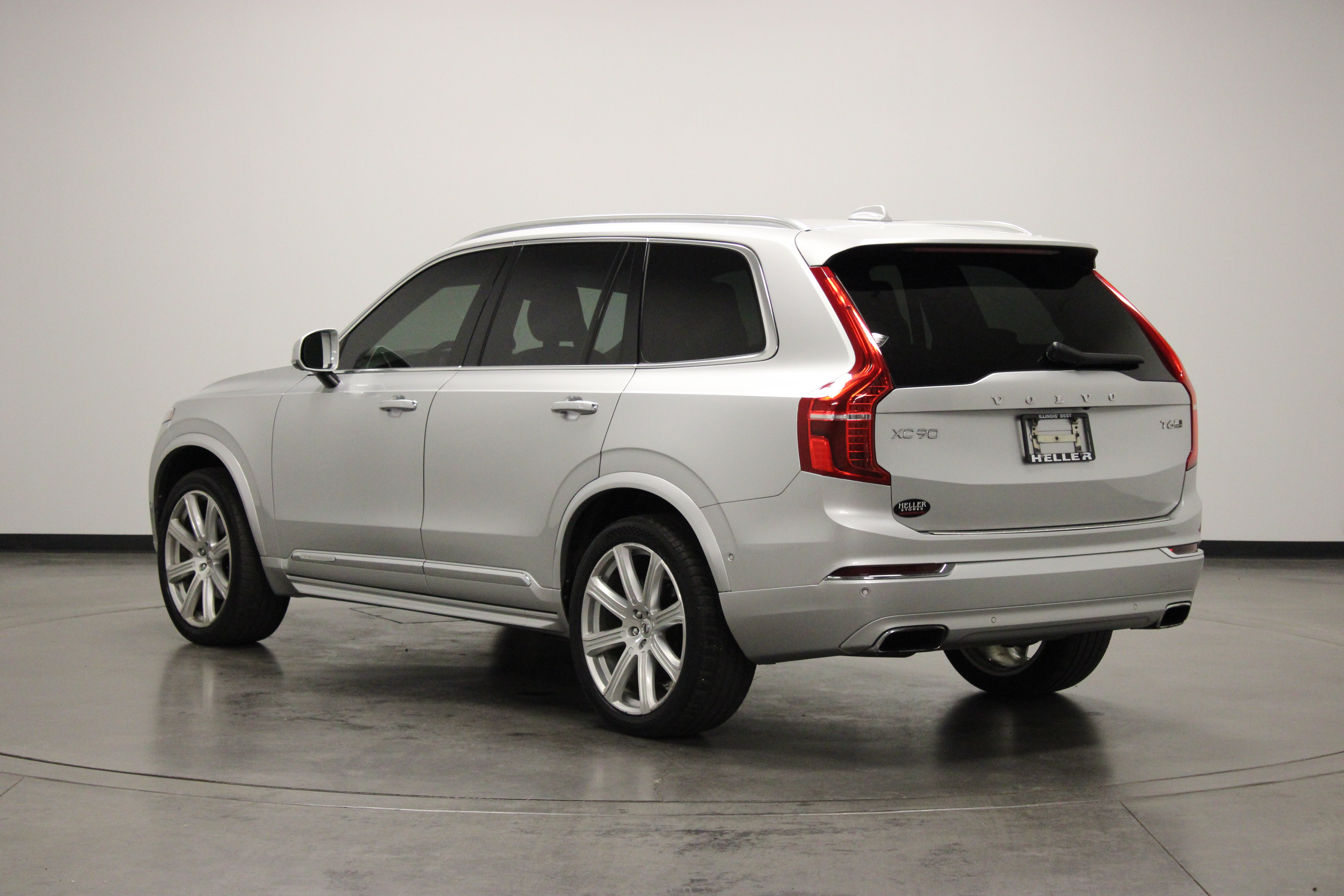 Used 2018 Volvo XC90 T6 Inscription w/ Convenience Package AWD/4WD image 6