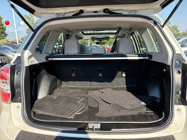 Used 2015 Subaru Forester 2.5i Premium AWD/4WD image 25
