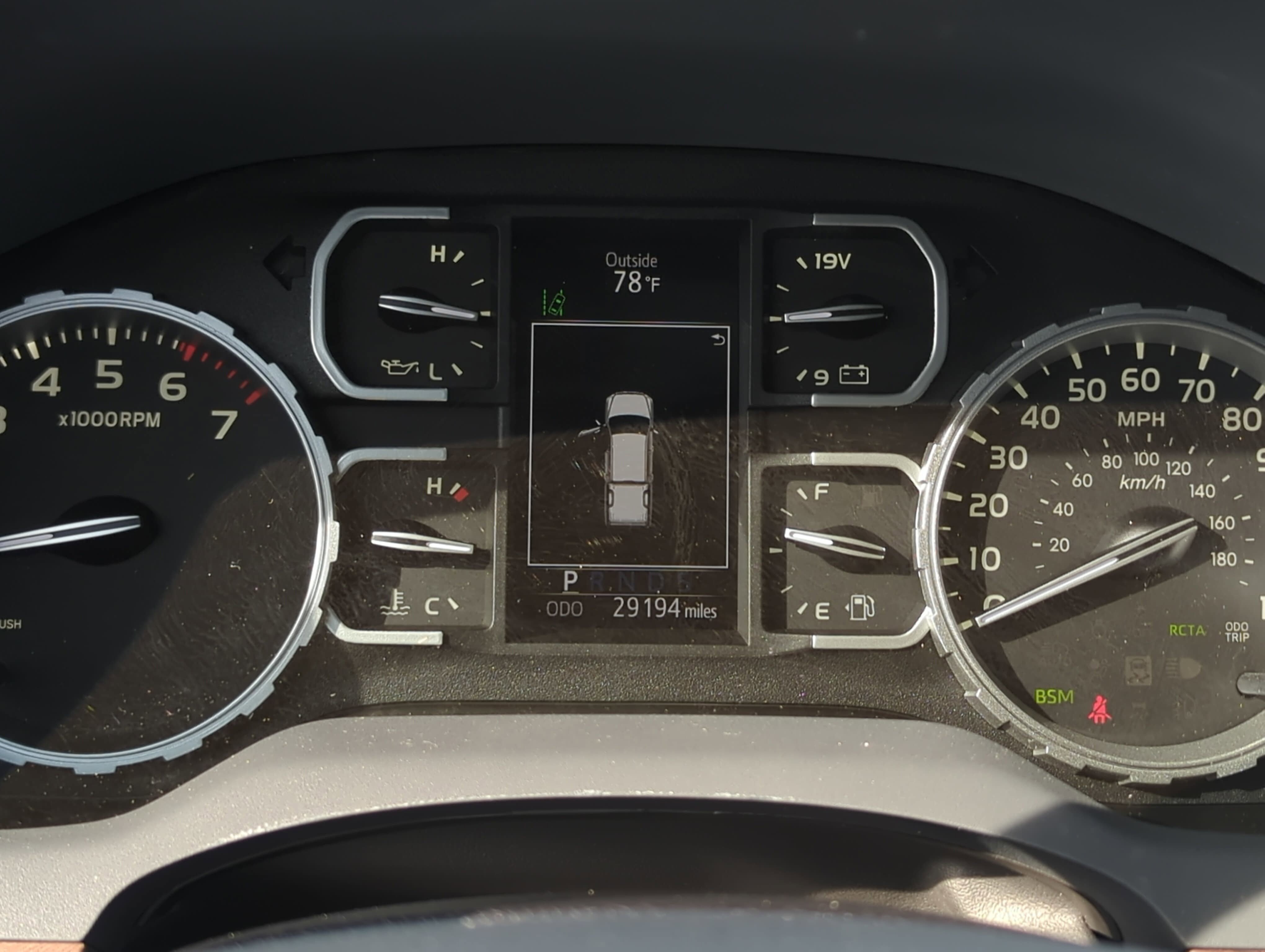 Used 2020 Toyota Tundra Limited w/ Limited Premium Package AWD/4WD image 16