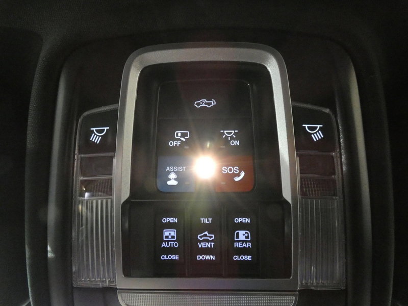 New 2026 RAM 3500 Limited AWD/4WD image 23