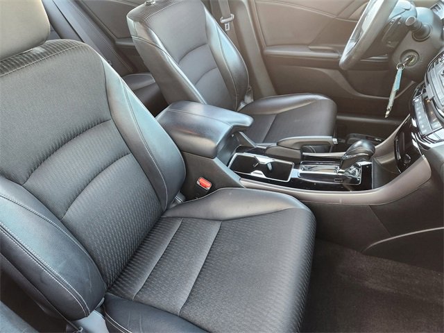 Used 2016 Honda Accord Sport image 14