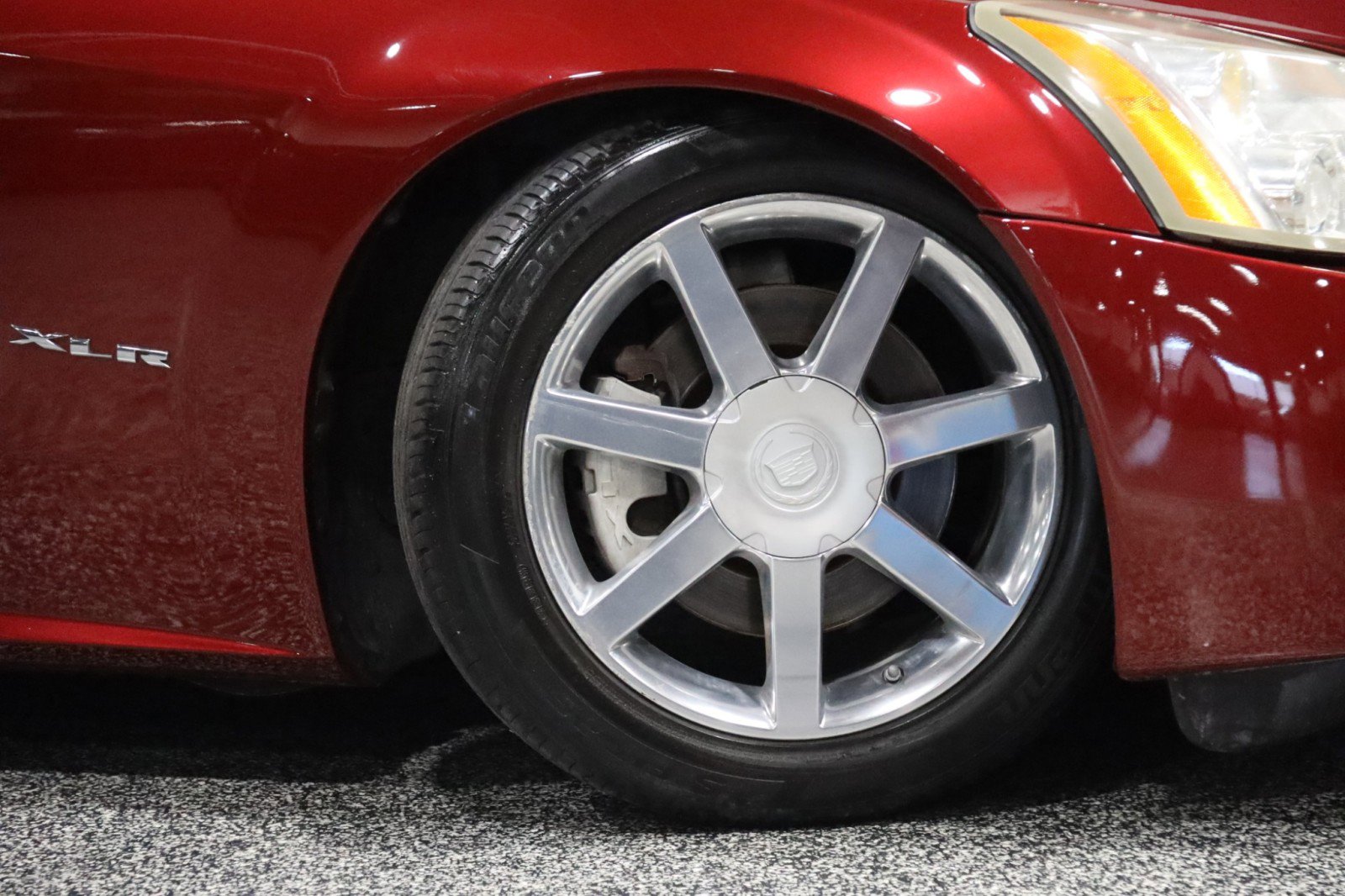 Used 2006 Cadillac XLR image 4