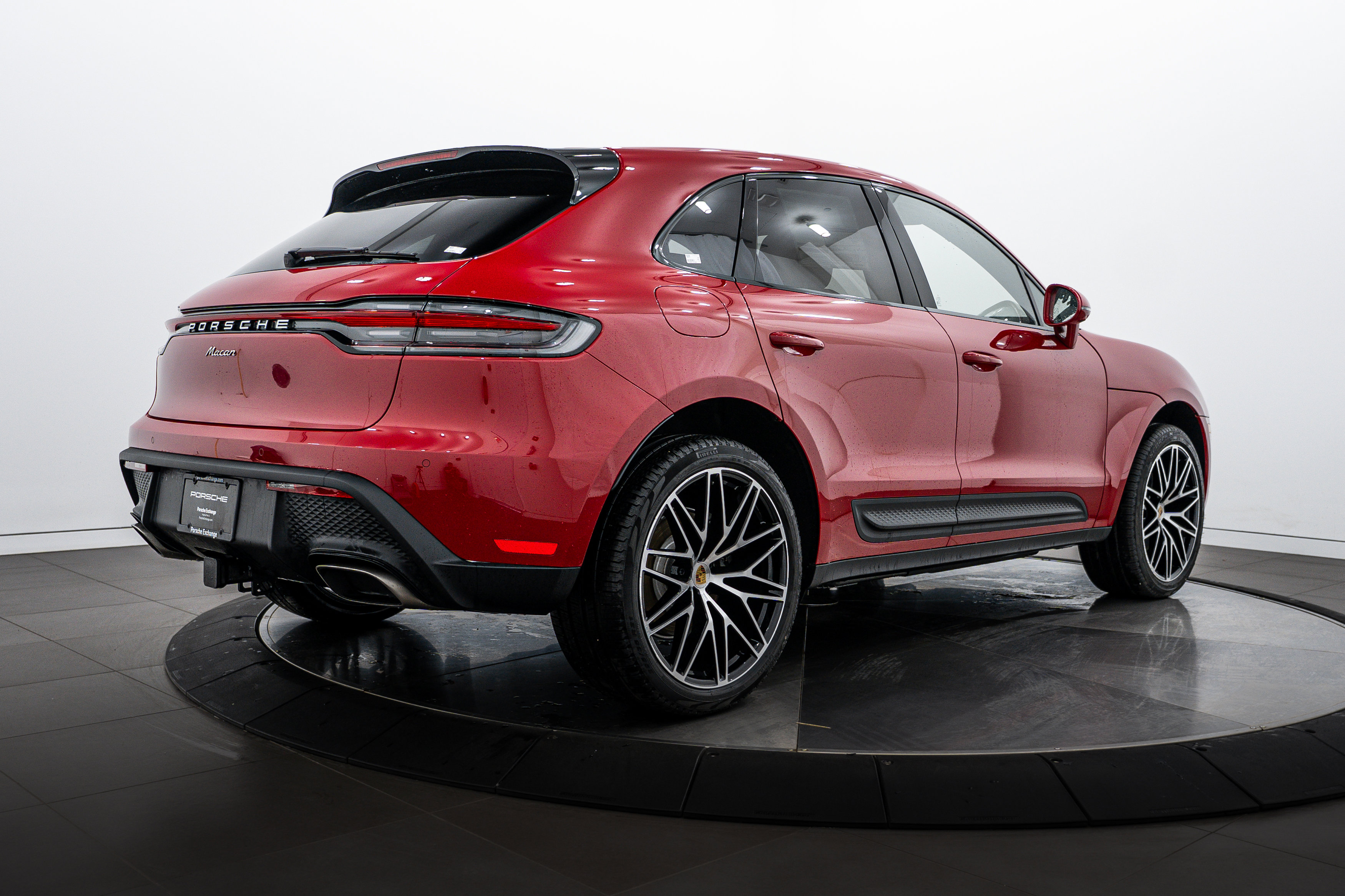 New 2026 Porsche Macan image 7