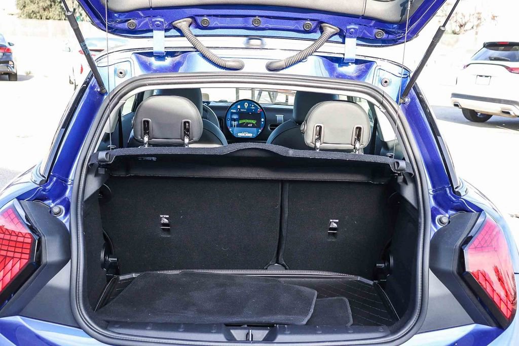 Used 2025 MINI Cooper S image 30