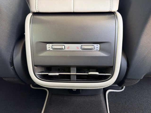 New 2026 Lincoln Nautilus Reserve AWD/4WD image 23