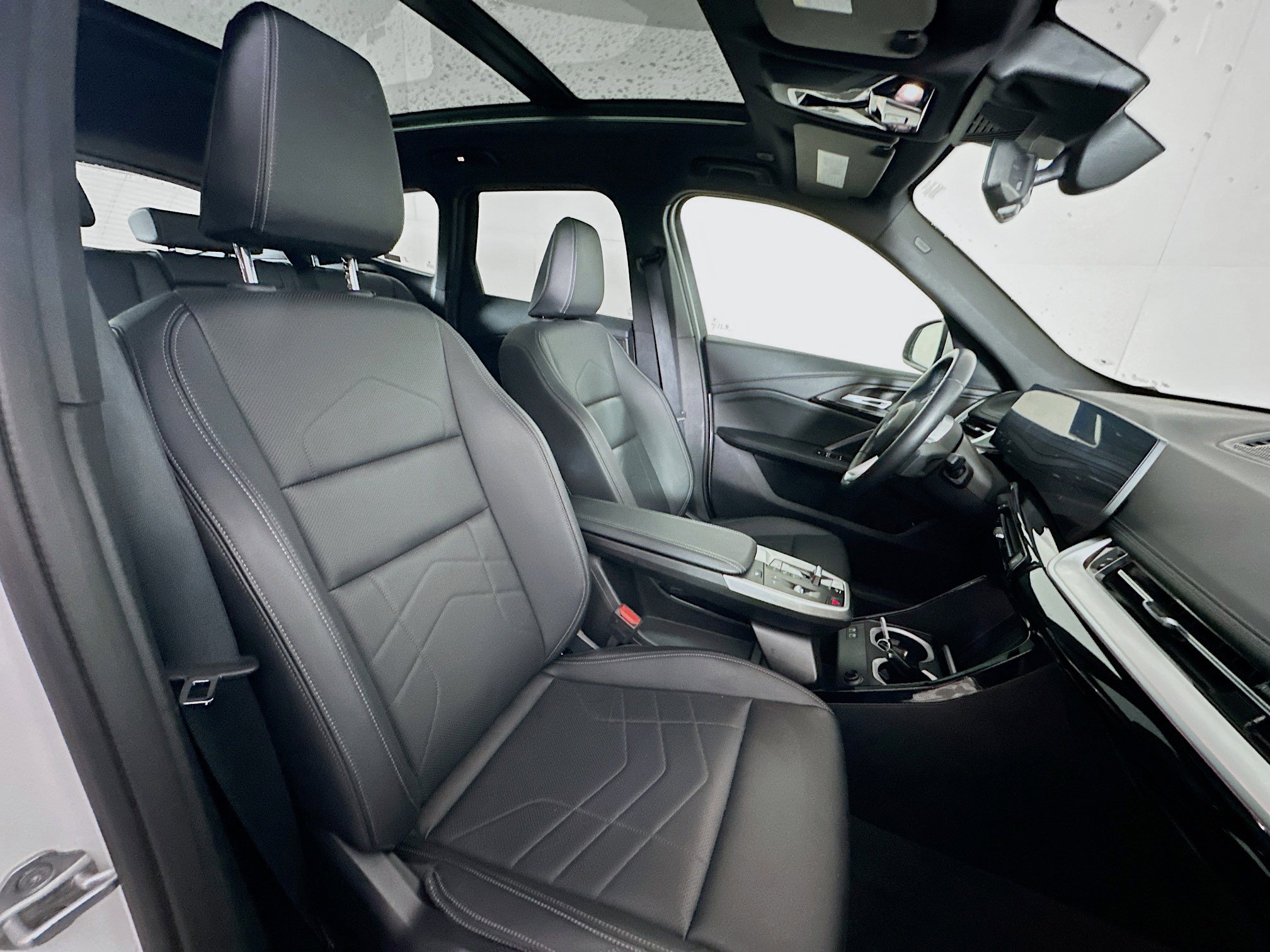 Used 2025 BMW X1 xDrive28i image 31