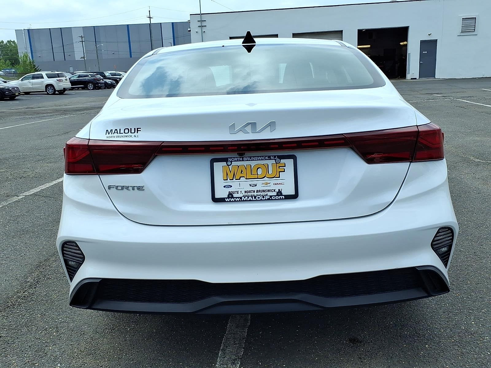 Used 2024 Kia Forte LXS FWD image 5