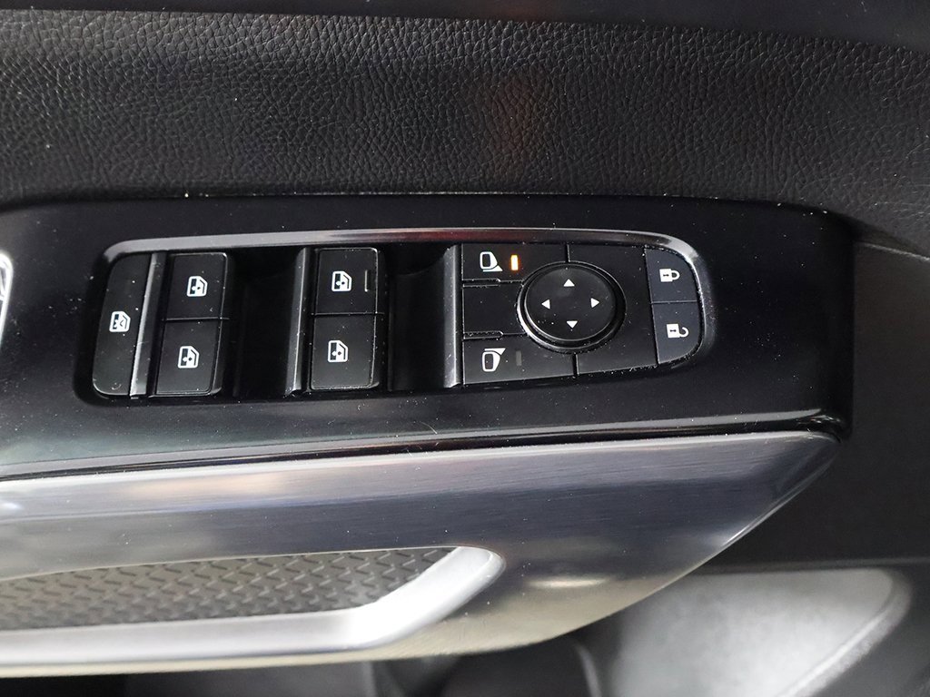 Used 2023 Nissan Pathfinder SL image 38