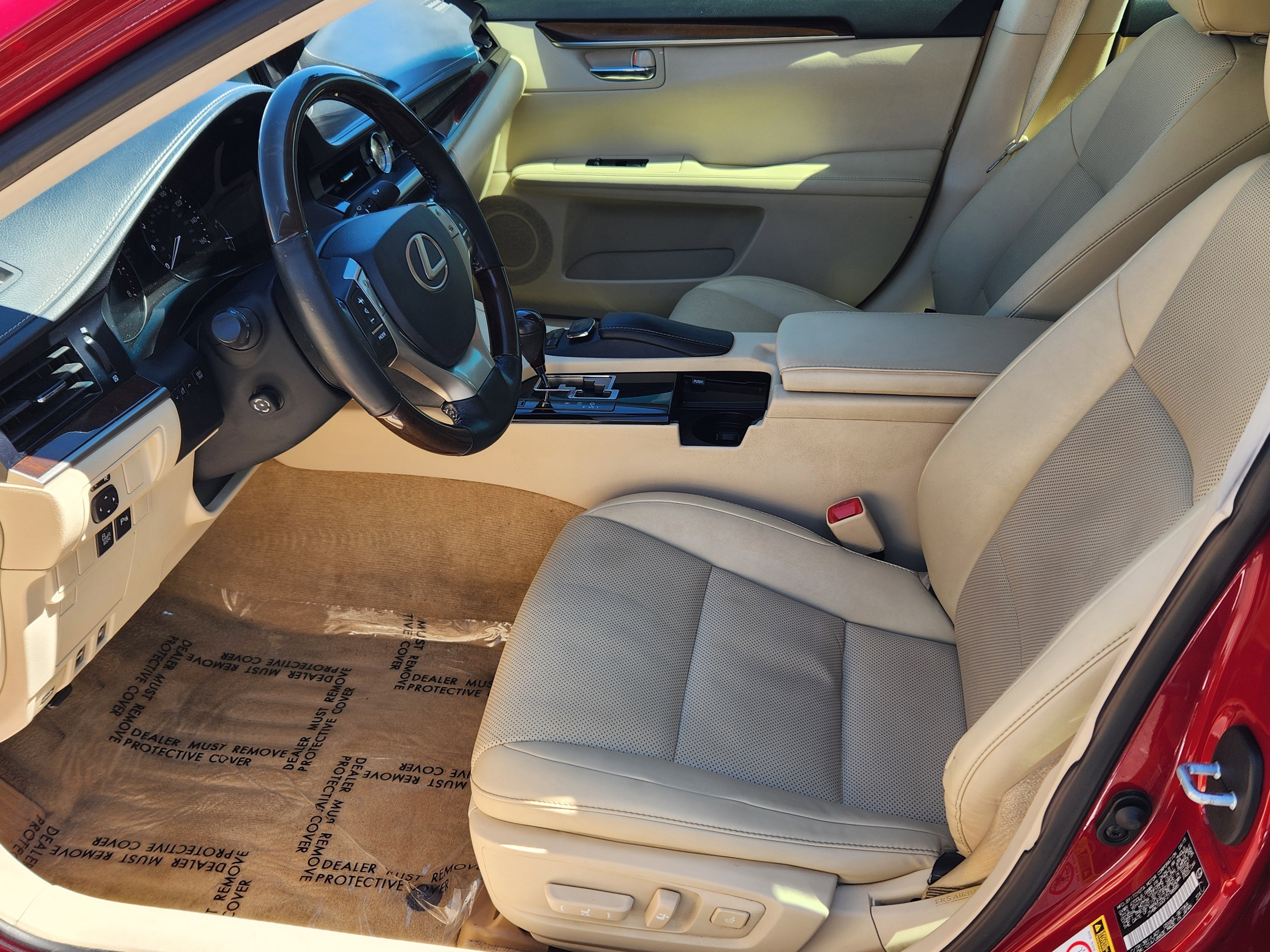 Used 2015 Lexus ES 350 w/ Premium Package FWD image 15