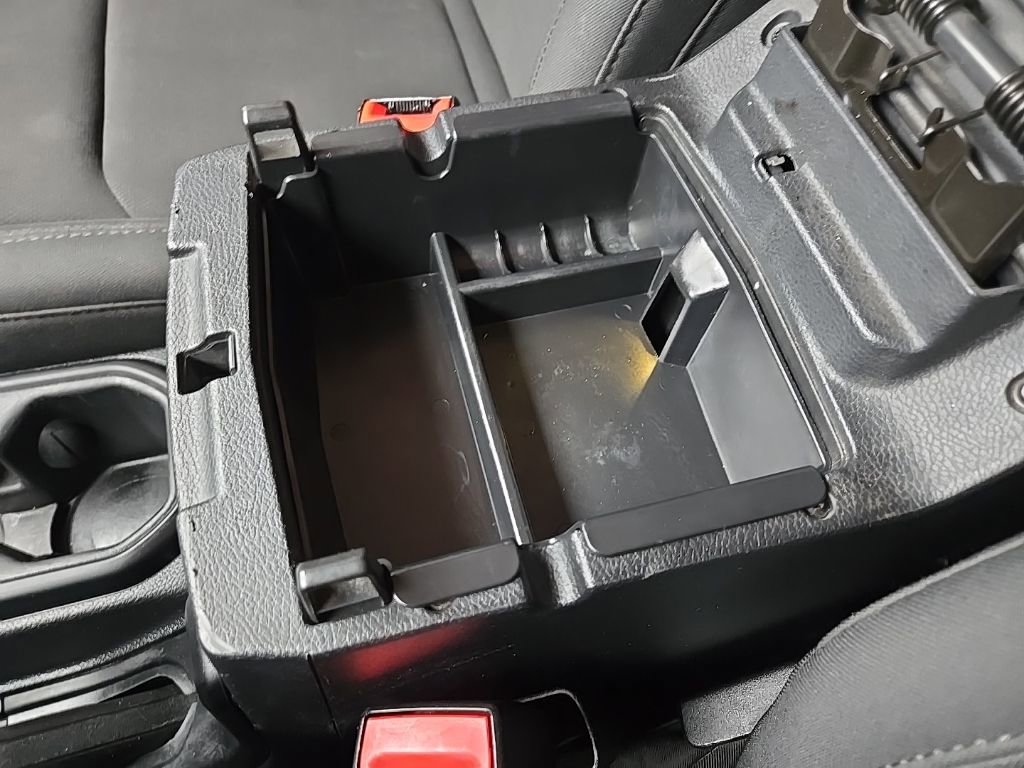 Used 2020 Jeep Wrangler Unlimited Sahara w/ Uconnect 4C Nav & Sound Group image 70