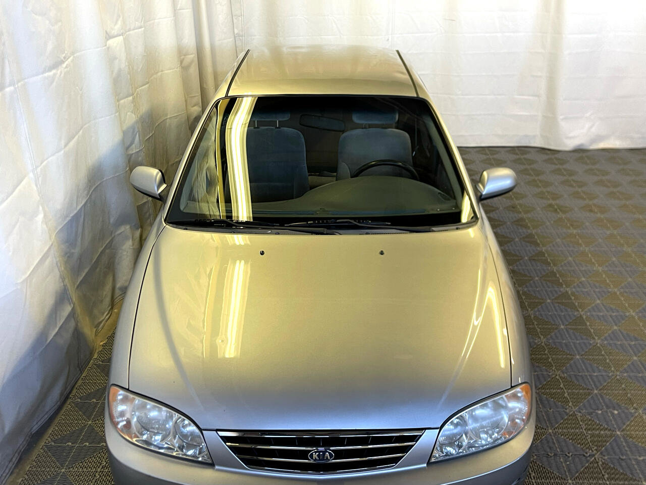 Used 2004 Kia Spectra Sedan image 2