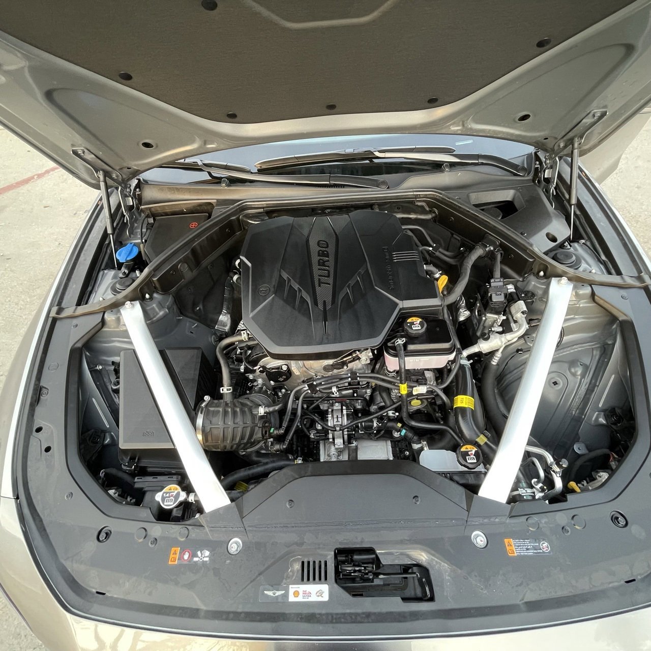 Used 2025 Genesis G70 2.5T image 26