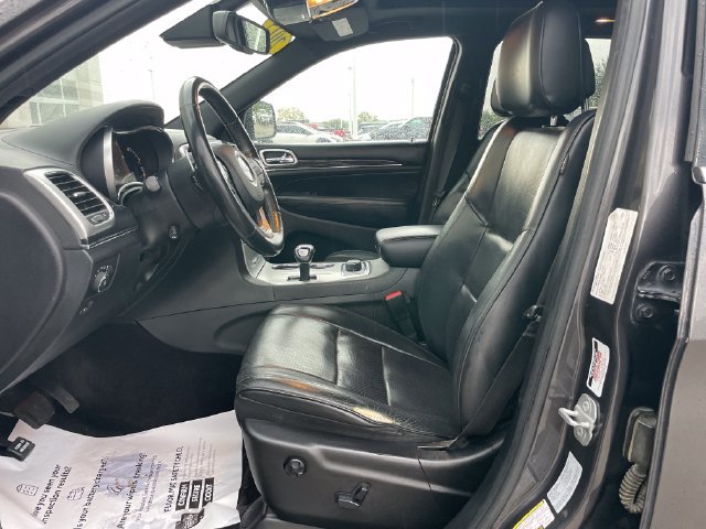 Used 2015 Jeep Grand Cherokee Overland w/ Advanced Technology Group AWD/4WD image 19
