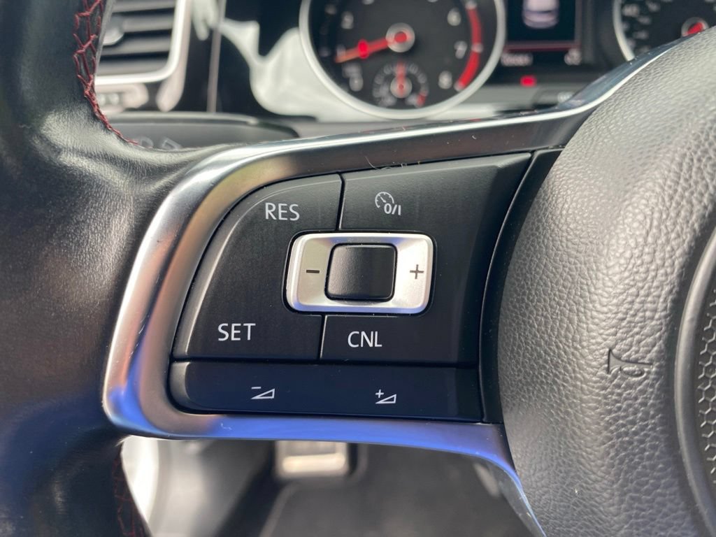 Used 2018 Volkswagen GTI S FWD image 20