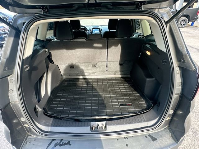 Used 2019 Ford Escape SE image 25