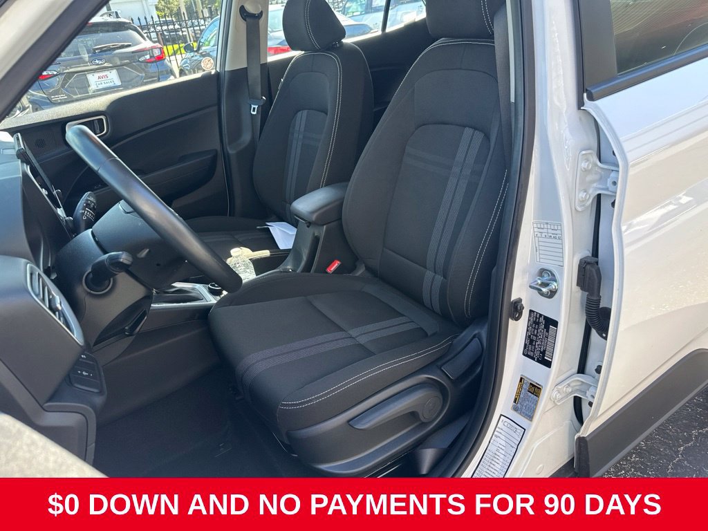 Used 2026 Hyundai Venue SEL FWD image 6