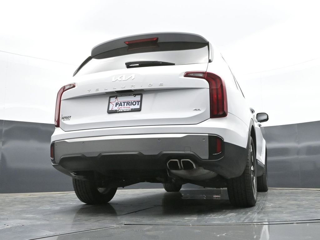 Used 2025 Kia Telluride S image 44