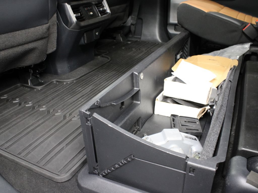Used 2023 Ford F250 Platinum AWD/4WD image 77