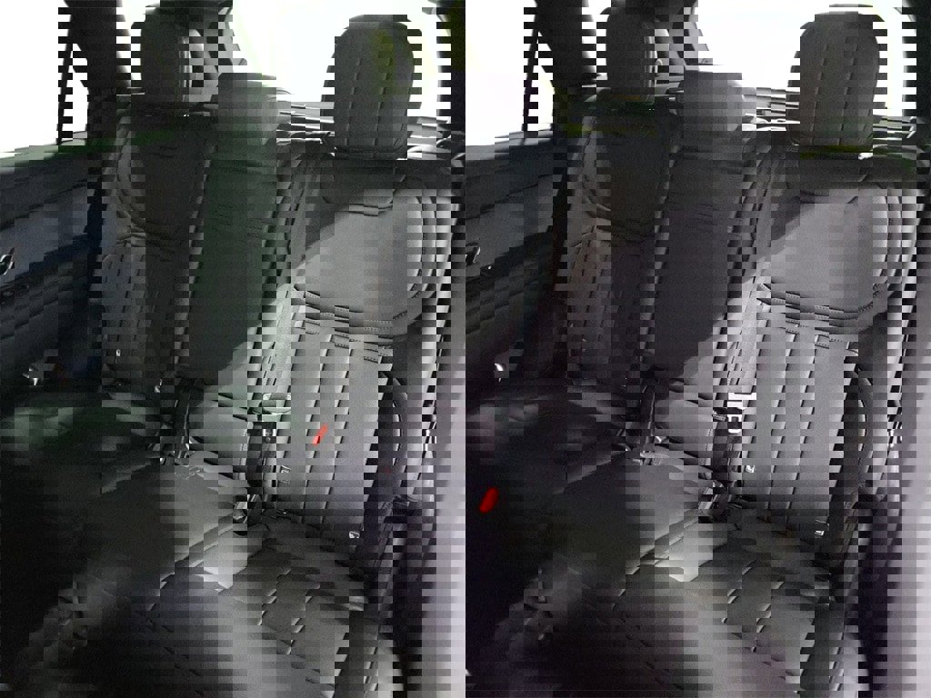 New 2025 Land Rover Range Rover Sport SE image 22