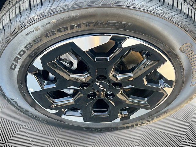 Used 2024 Kia Sorento S w/ Panoramic Sunroof Package image 33