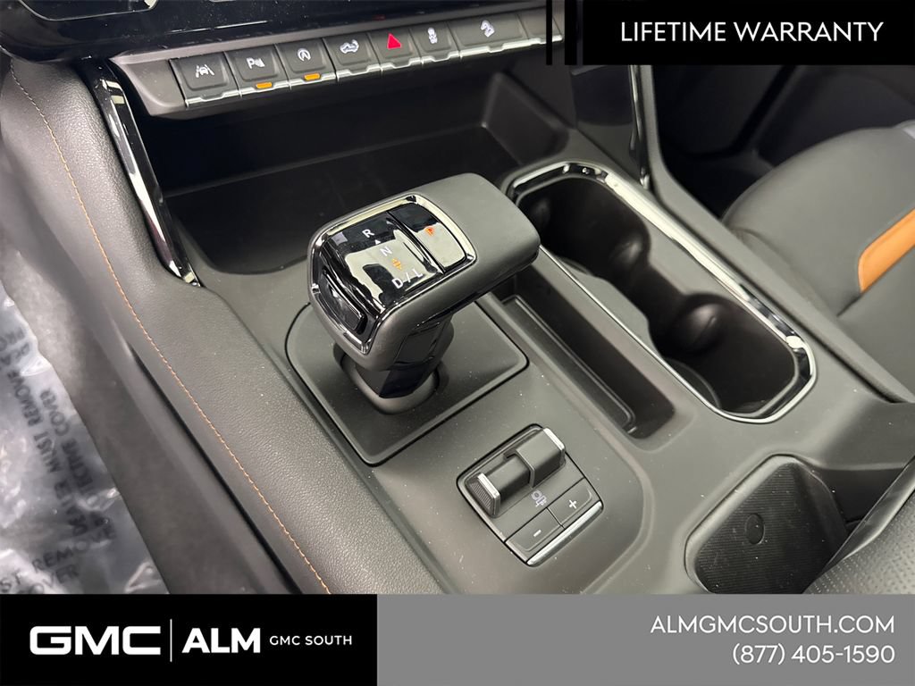 New 2026 GMC Sierra 1500 AT4 w/ AT4 Premium Package AWD/4WD image 34