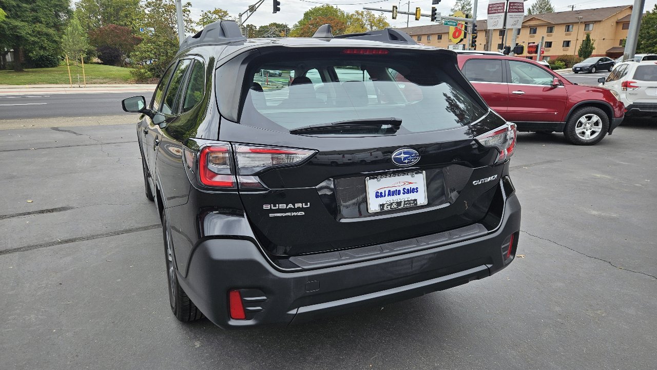 Used 2020 Subaru Outback image 11