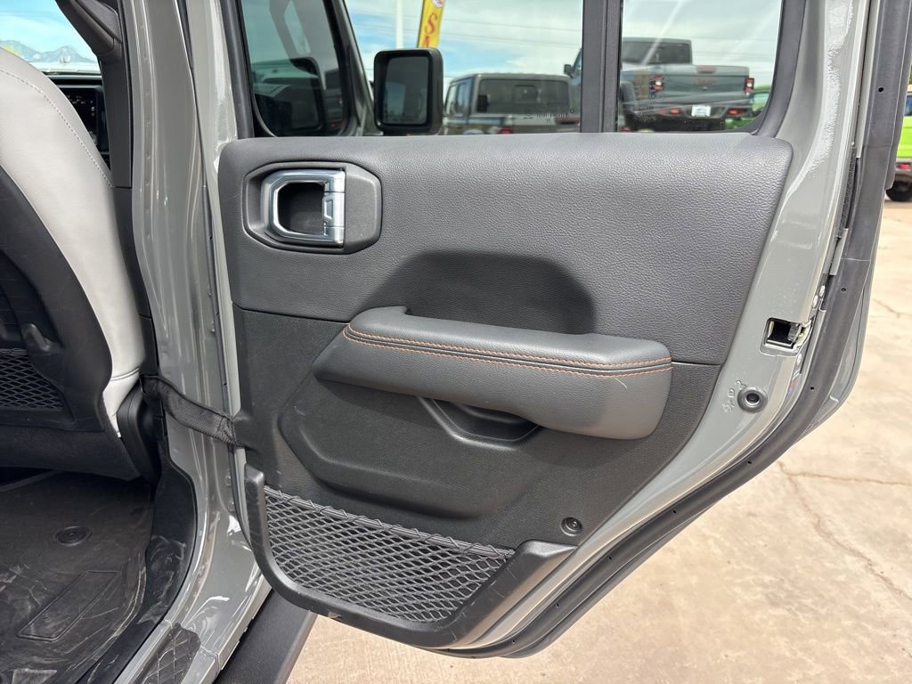 Used 2023 Jeep Gladiator Mojave w/ LED Lighting Group AWD/4WD image 21