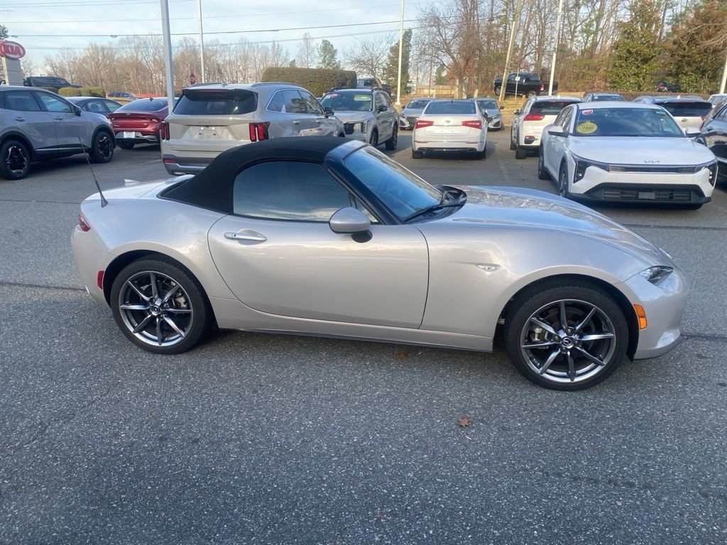 Used 2023 MAZDA MX-5 Miata Grand Touring image 6