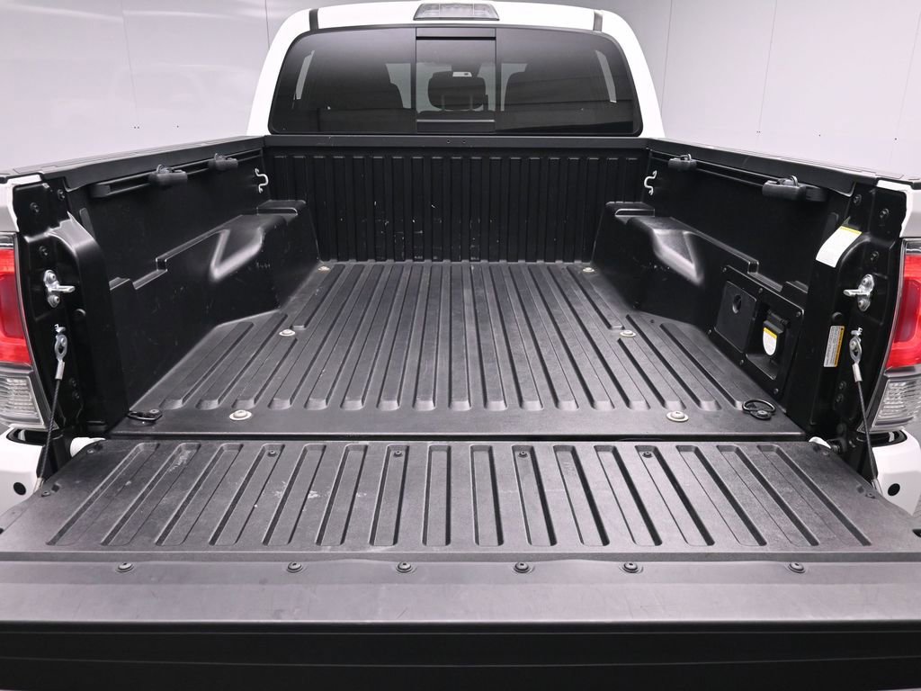 Used 2023 Toyota Tacoma TRD Off-Road w/ Technology Package image 33