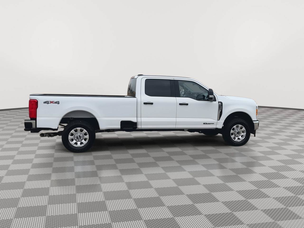 Used 2023 Ford F250 XLT AWD/4WD image 37