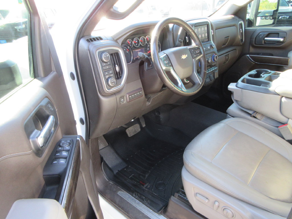 Used 2021 Chevrolet Silverado 3500 LT w/ All Star Edition AWD/4WD image 16