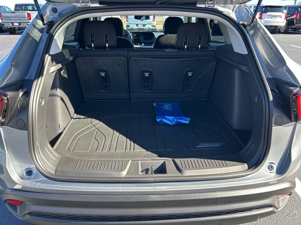 New 2026 Chevrolet Trax LS w/ LS Convenience Package image 9