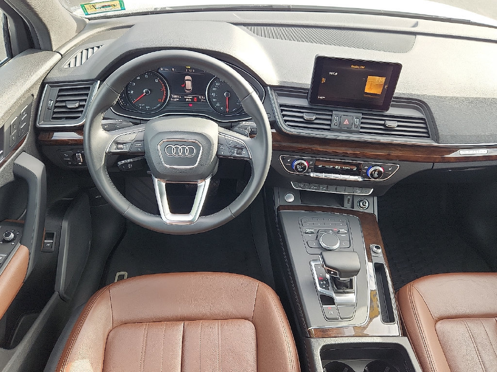 Used 2019 Audi Q5 2.0T Premium w/ Convenience Package AWD/4WD image 17