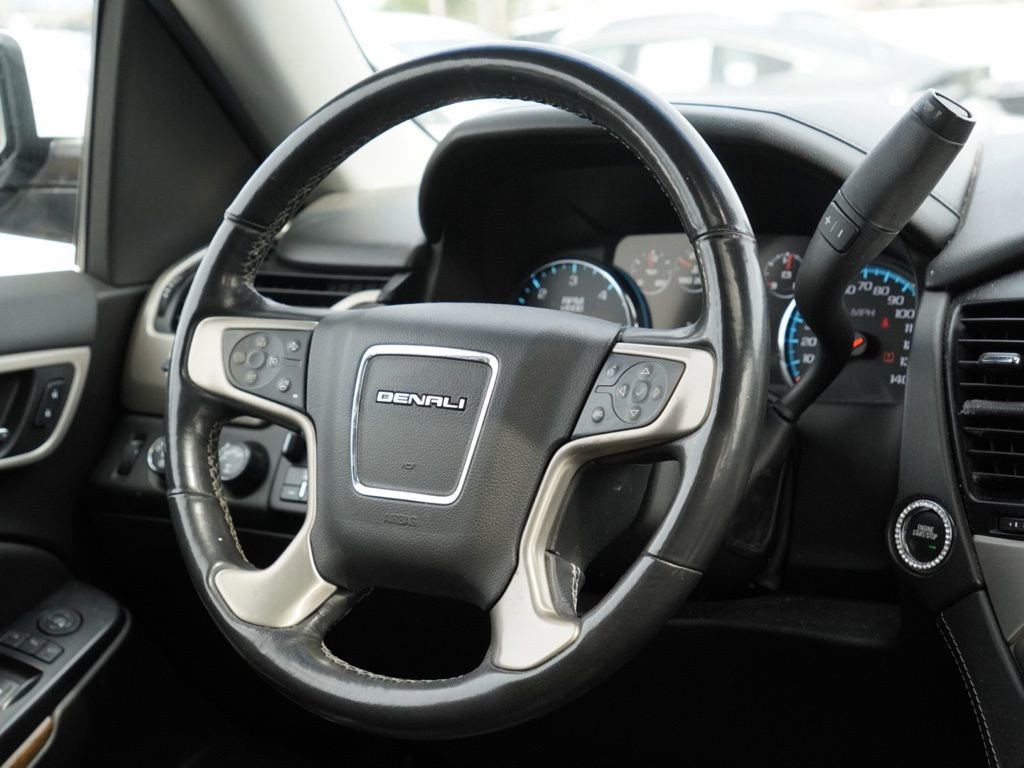 Used 2019 GMC Yukon XL Denali AWD/4WD image 23