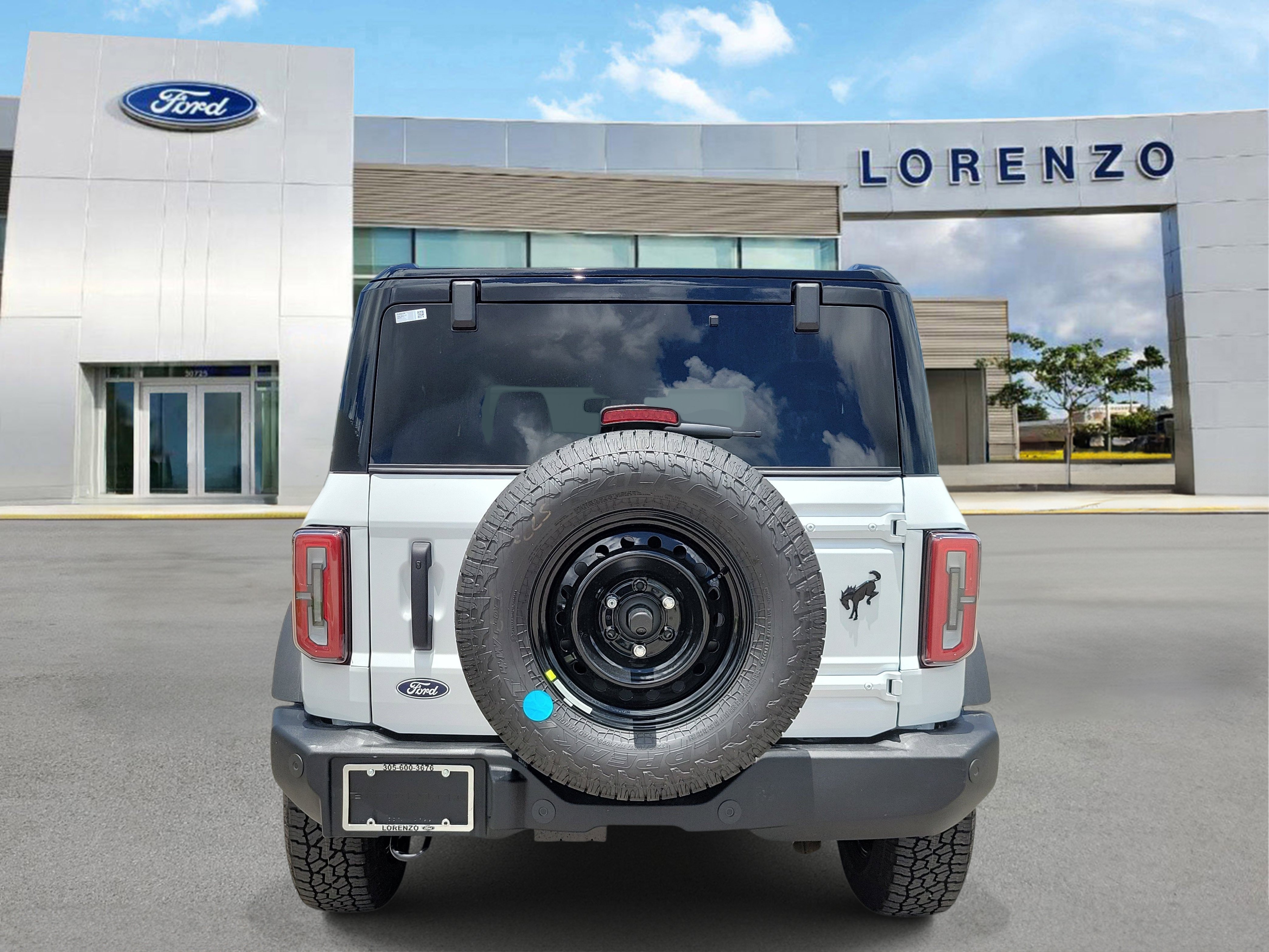 New 2026 Ford Bronco Outer Banks AWD/4WD image 5