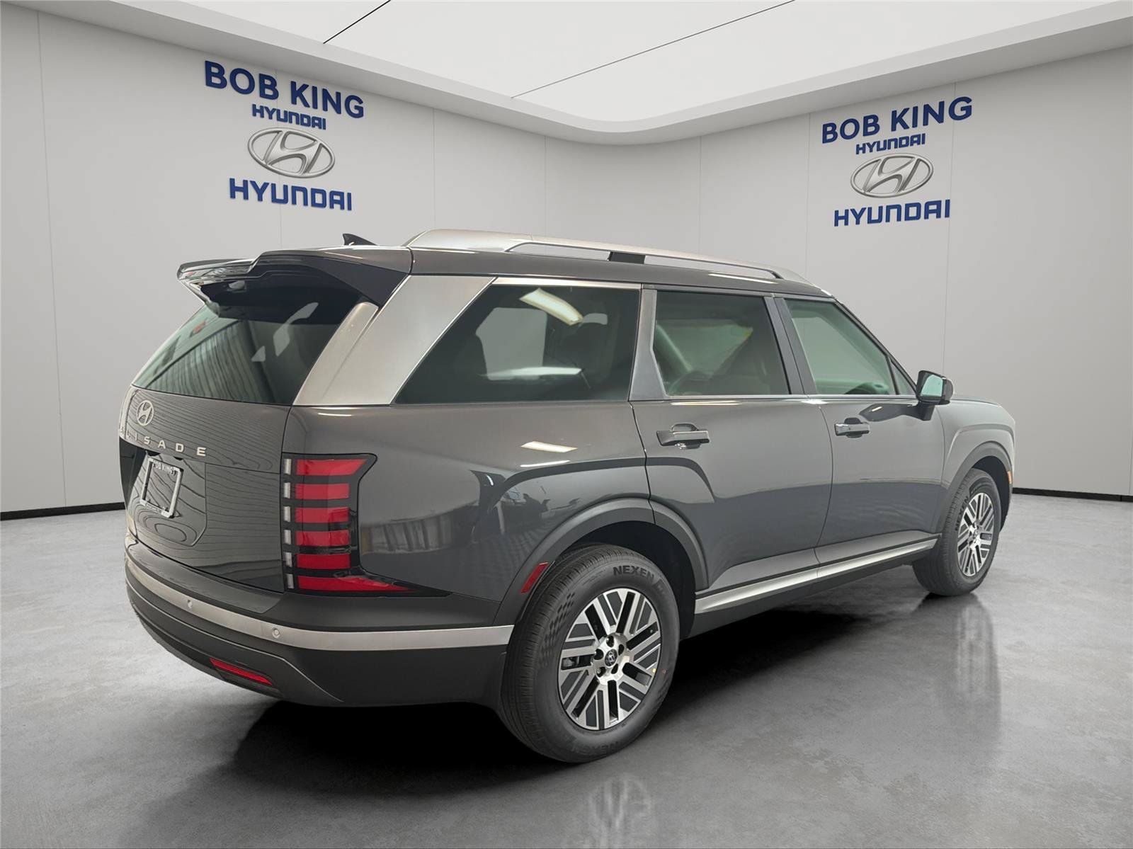 New 2026 Hyundai Palisade FWD Hybrid image 5