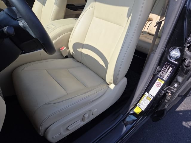 Used 2016 Toyota Highlander XLE w/ Protection Package #3 AWD/4WD image 23