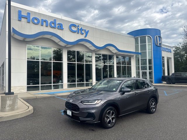 Used 2024 Honda HR-V EX-L image 2